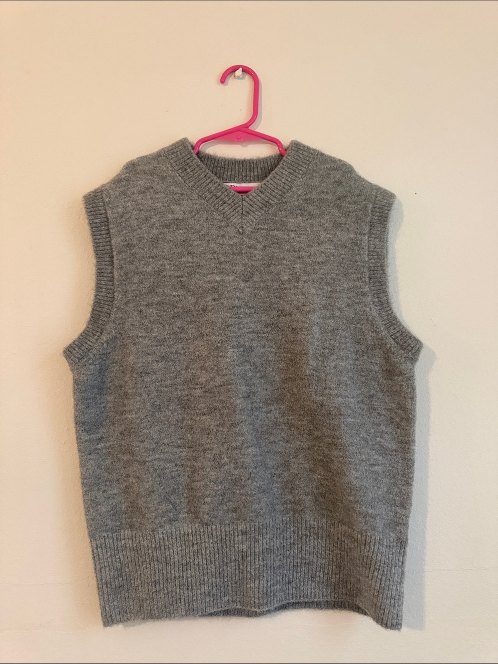 Zara gray v-neck knit sweater vest